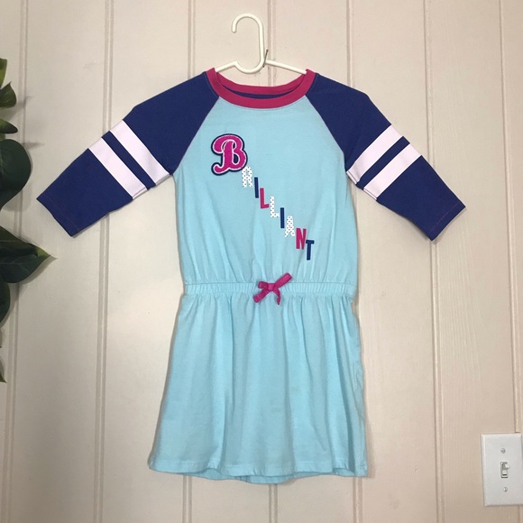 Cat & Jack Other - Girls Cat & Jack Graphic Brilliant Dress 
Size 6 / 6X Small 
60% Cotton 40% Po…